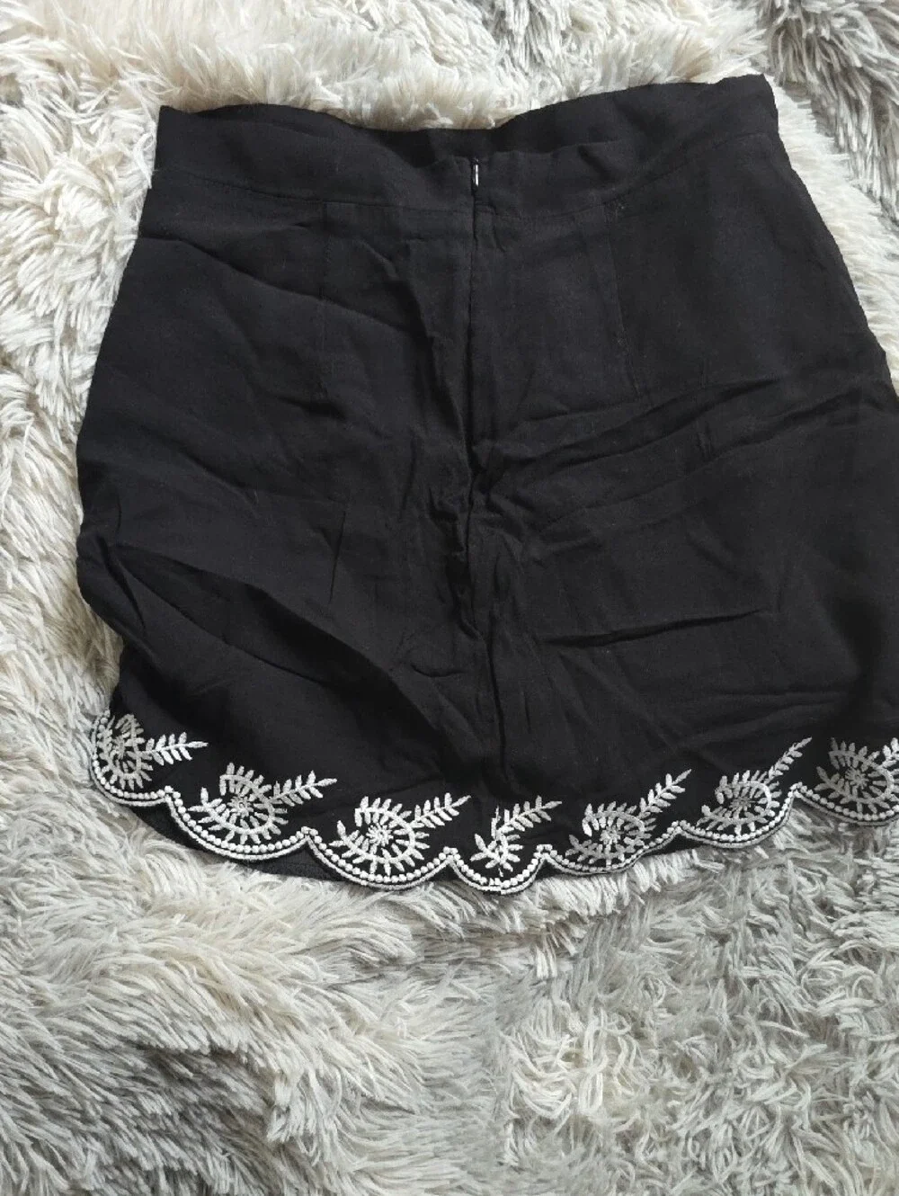 N/A chic black